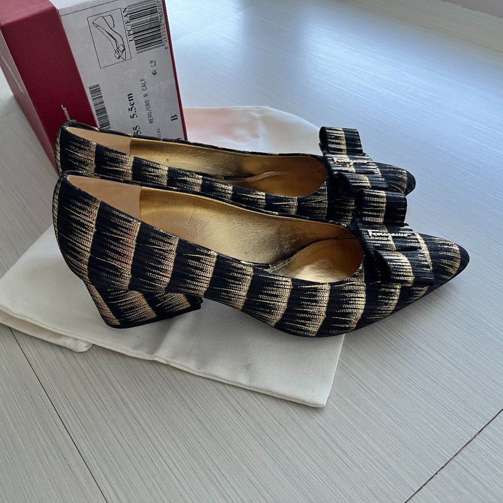 Metallic bow pumps - Picture 14 of 16